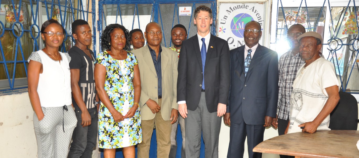Visite du Haut Commissaire du Canada au Cameroun au siège de l’ONG